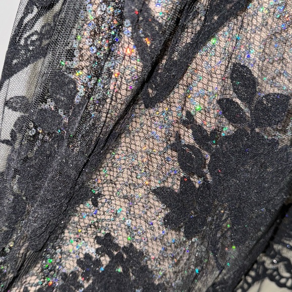 Strapless formal dress - Picture 5 of 6